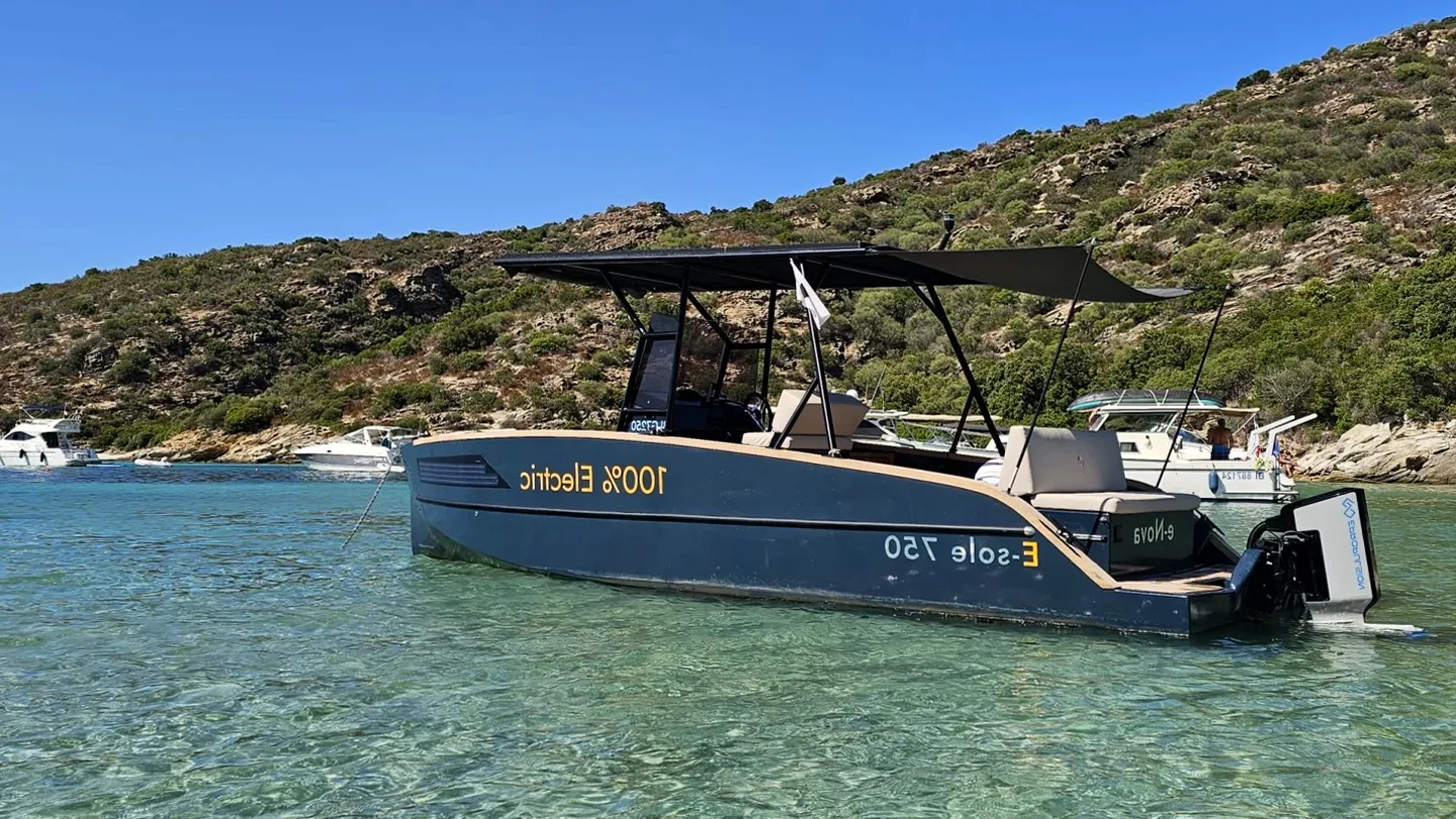 alquiler de barco sin licencia en S'Arenal, Baleares